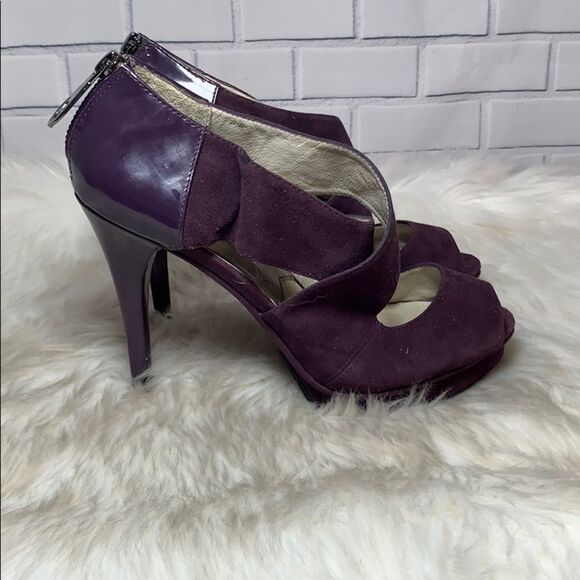 Michael Kors Burgundy Suede Platform Heels Sz 7 - Picture 4 of 6